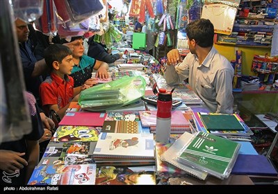 Iranian Students Gearing Up for New School Year