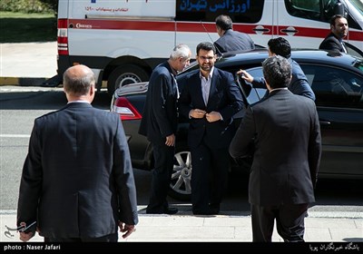 محمدجواد آذری جهرمی وزیر ارتباطات و فناوری اطلاعات