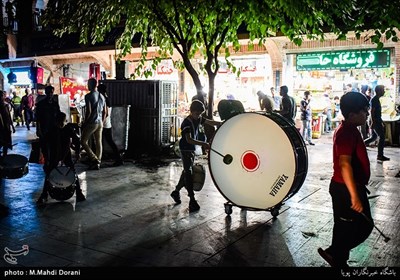 Iranian People Preparing for Muharram Mourning Ceremonies