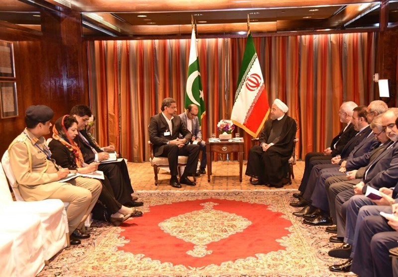 Iran Says Ready to Supply Pakistan’s Energy Needs