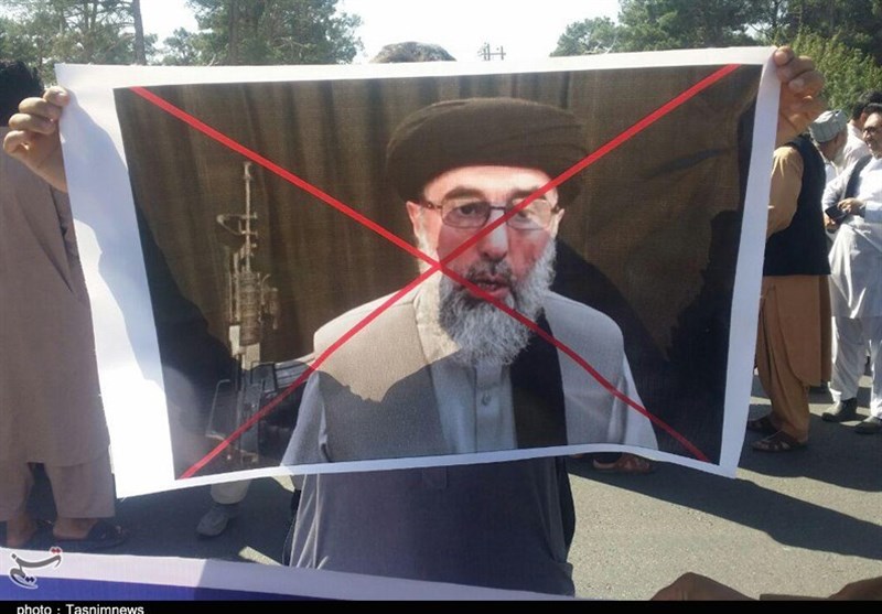 تظاهرات مردم هرات در اعتراض به حضور حکمتیار در غرب افغانستان + تصاویر