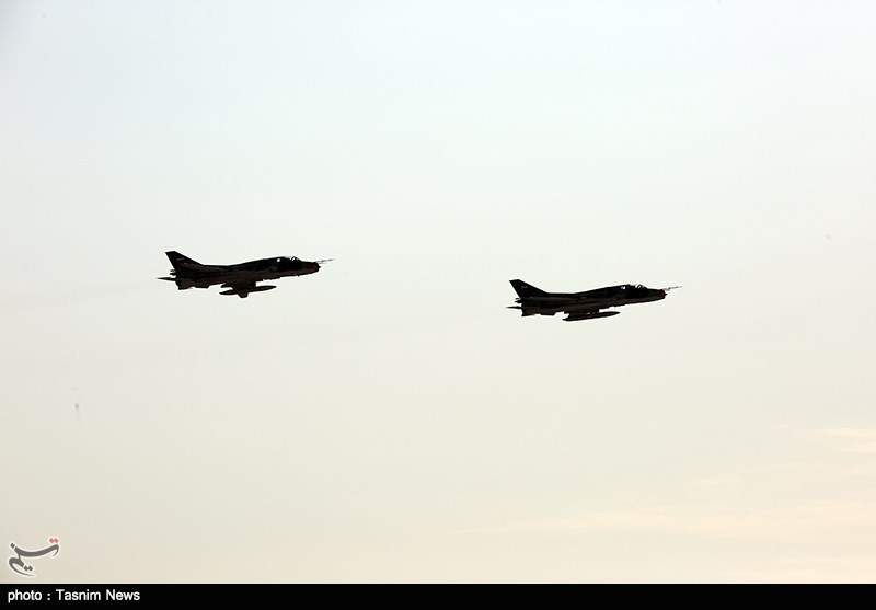 پرواز هواپیماهای نظامی از چند روز آینده در آسمان البرز/ مردم نگران نباشند