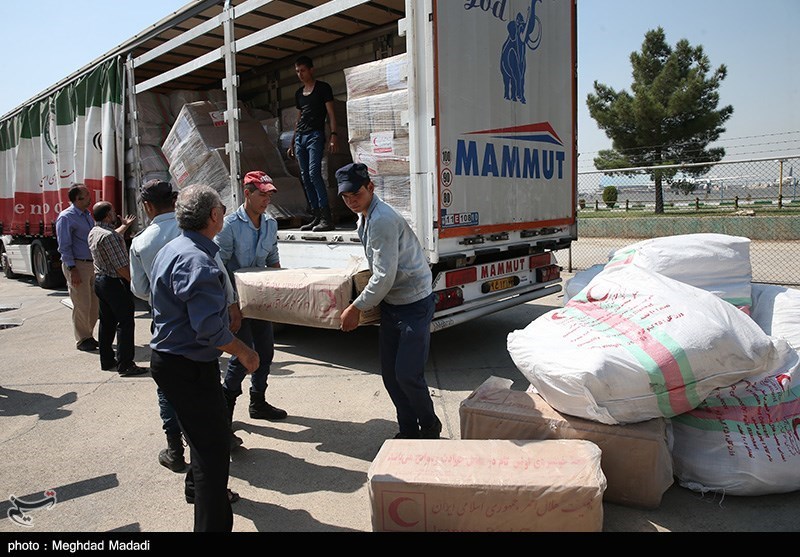 کمک‌های بسیج مردمی رودسر به مناطق زلزله‌زده ‌ارسال شد