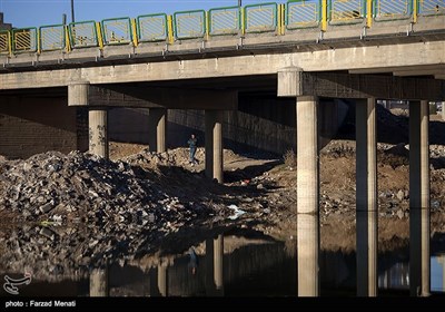 زنجیره انسانی حمایت از بازسازی و احیاء رودخانه قره سو - کرمانشاه