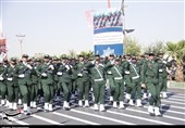 رژه نیروهای مسلح در یزد