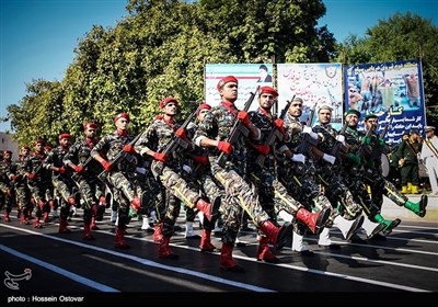 رژه بزرگ نیروهای مسلح در بوشهر