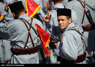 Iranian Armed Forces Mark Sacred Defense Anniversary with Nationwide Parades 