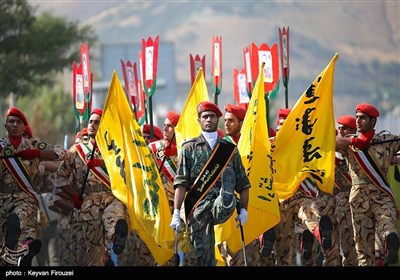 رژه بزرگ نیروهای مسلح در کردستان