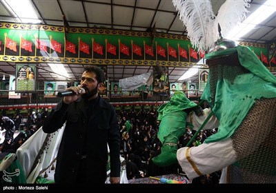  همایش شیرخوارگان حسینی در اصفهان