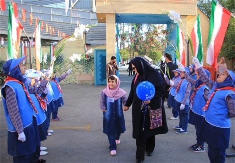 800 هزار دانش‌آموز استان فارس سال تحصیلی را آغاز کردند