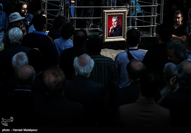 مراسم تشییع پیکر زنده‌یاد نادر گلچین