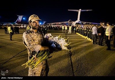 وصول جثمان الشهید حججی المدافع عن المراقد المقدسة الى البلاد