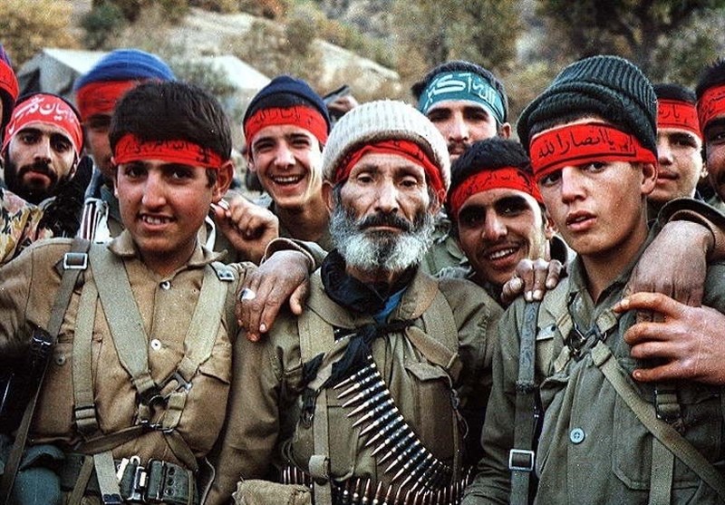 مراسم گرامیداشت &quot;هفته دفاع مقدس&quot; در دانشگاه کردستان برگزار شد