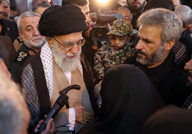 امام خامنه‌ای: خدا شهید حججی را عزیز کرده/ چه غوغایی راه افتاده به‌خاطر این جوان + فیلم