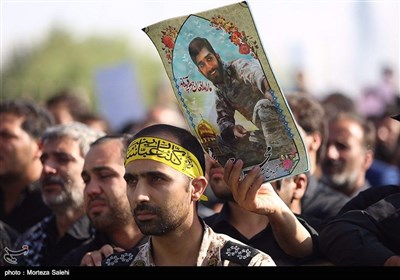 Mass Funeral Held for Iconic Martyr Hojaji in Central Iran