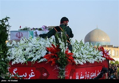 اصفہان کے عوام نے بھی شہید حججی کے پیکر پاک الوداع کہدیا