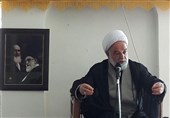نظام استکبار جهانی در برابر قدرت ایران اسلامی زانو زده است