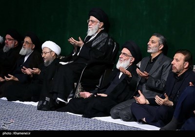 امام خامنہ ای کی مجلس عزاء میں شرکت