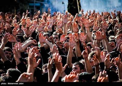 ایران بھر میں یوم عاشورا کے جلوس و مجالس کا سلسلہ جاری