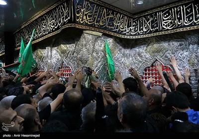  Shiites Commemorate Ashura in Iraq’s Karbala