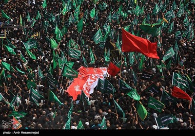  Shiites Commemorate Ashura in Iraq’s Karbala