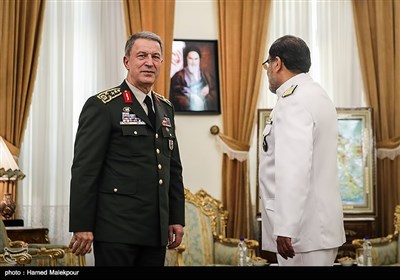 دیدار ارتشبد خلوصی آکار رئیس ستاد مشترک ارتش ترکیه با علی شمخانی دبیر شورای عالی امنیت ملی
