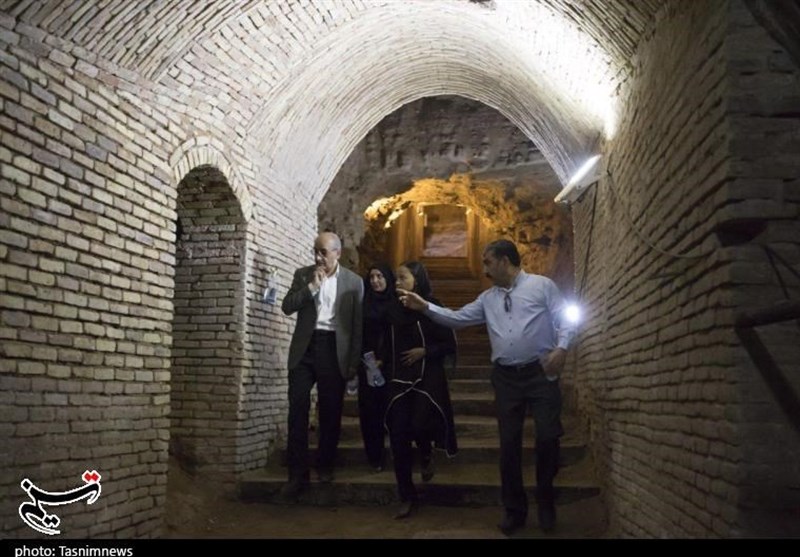 بازدید استرکیش لاروش رئیس دفتر منطقه‌ای یونسکو در ایران از بافت تاریخی یزد