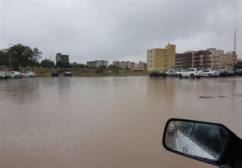 بارش باران و باز آب‌گرفتگی گسترده معابر شهری اردبیل‌ + تصاویر