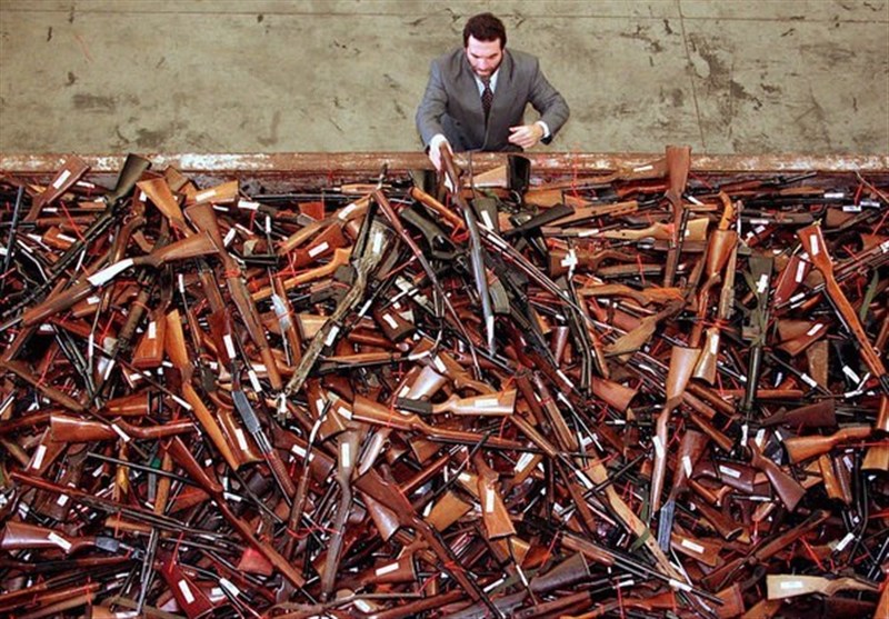 تحویل 51 هزار قبضه اسلحه غیرقانونی از جمله یک موشک‌انداز+تصاویر