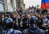 تظاهرات مخالفان در سالگرد تولد پوتین در ده‌ها شهر روسیه