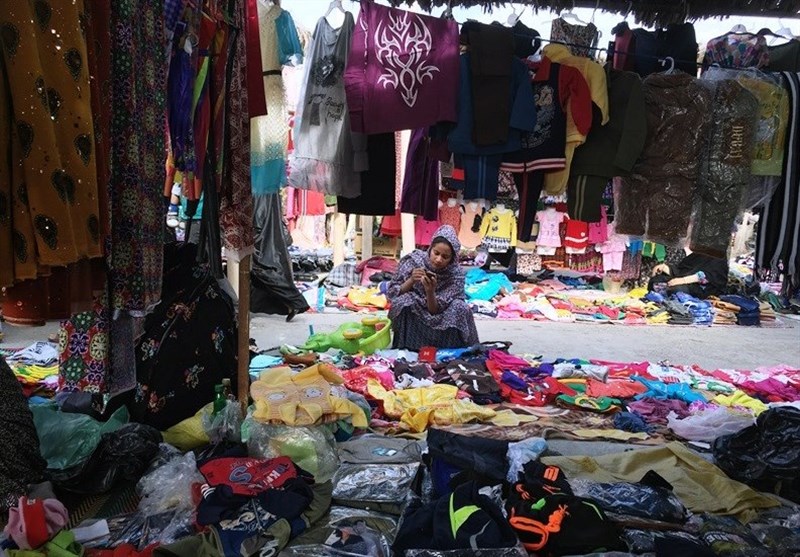 پنج‌شنبه بازار میناب؛ از معاملات پایاپای تا رنگارنگی صنایع دستی بومی