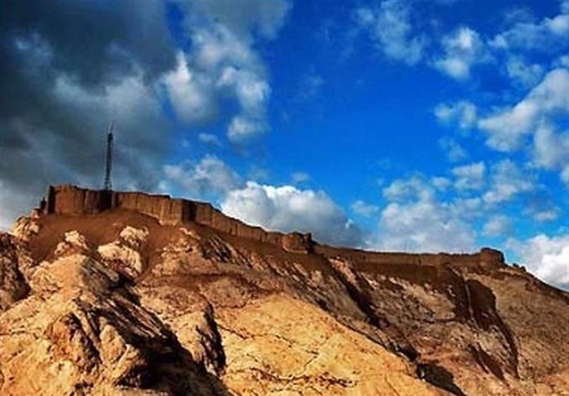 Qaleh Dokhtar: A Sassanid Era Castle in Iran&apos;s Kerman Province