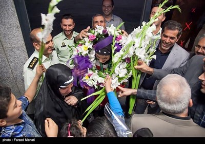 ایران کی عالمی ووشو چیمپئن &quot;مریم ہاشمی&quot; کا والہانہ استقبال