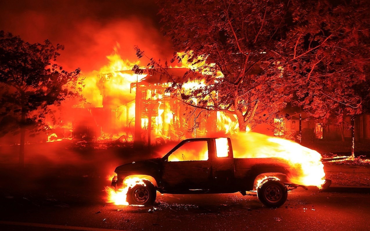 Trail of Destruction Left in California&apos;s Paradise after Massive Wildfire (+Video)