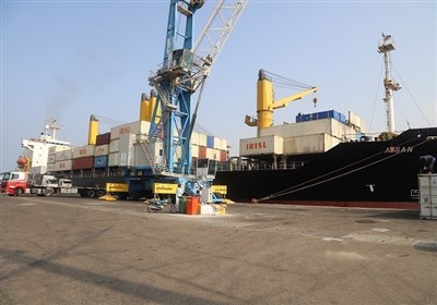 ترافیک کشتی‌های حامل کالای اساسی در بندر چابهار 