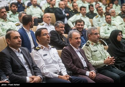 نشست شهردار تهران با فرماندهان نیروی انتظامی تهران بزرگ