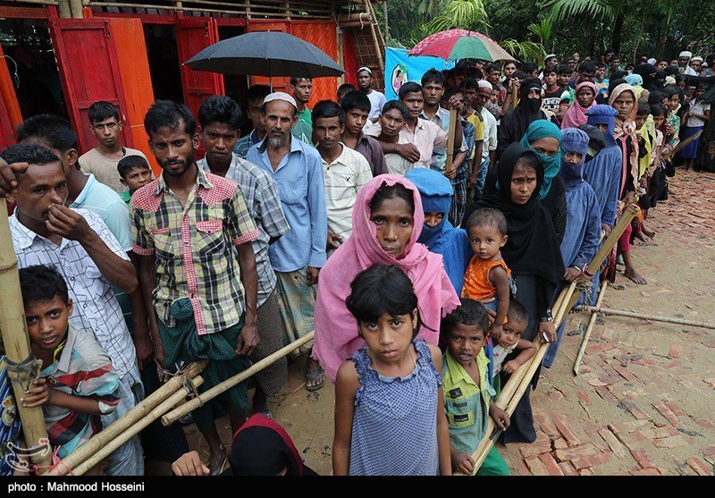 اهدای کمک‌های «خانواده‌های شهدای منا و مسجد‌الحرام» به مسلمانان میانمار