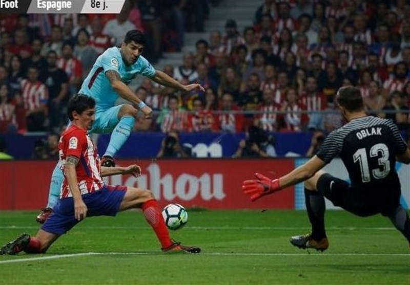فرار بارسلونا از شکست مقابل اتلتیکو مادرید با ضربه سر سوارس