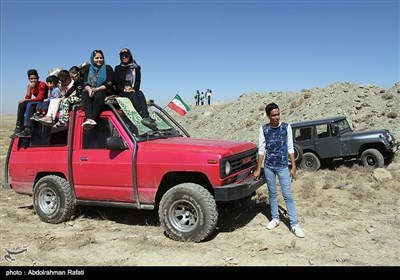 ایران کے شہر ھمدان میں جیپ ریلی