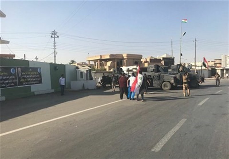 القوات الأمنیة العراقیة تدخل مبنى محافظة کرکوک وسط المدینة
