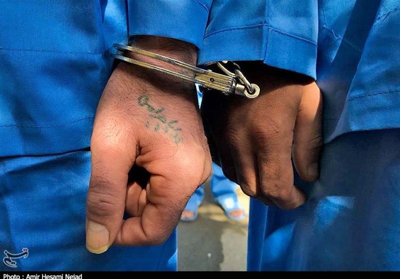 سارقان حرفه‌ای داخل خودرو با 20 فقره سرقت در نظرآباد دستگیر شدند