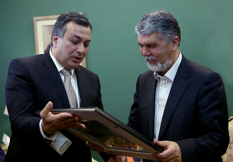 تأکید وزیر ارشاد بر تقویت زبان فارسی در ارمنستان