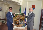 رئیس اتاق بازرگانی یاسوج با سفیر اسلواکی در ایران دیدار کرد