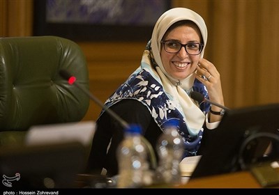 بهارن آروین: قبول استعفای نجفی گرد ناامیدی بر شهر می پاشد/آقای نجفی اجازه دهید در مراحل درمان همراهتان باشیم بهارن آروین: قبول استعفای نجفی گرد ناامیدی بر شهر می پاشد/آقای نجفی اجازه دهید در مراحل درمان همراهتان باشیم