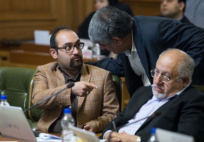 اختلاف‌نظر اعضای شورای شهر تهران برای انتخاب آقای رئیس!