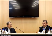 دیدار صالح العاروری معاون اسماعیل هنیه رئیس دفتر سیاسی جنبش حماس با علی اکبر ولایتی مشاور امور بین الملل مقام معظم رهبری و عضو مجمع تشخیص مصلحت نظام