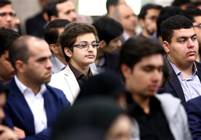 نخبگان را باور کنید