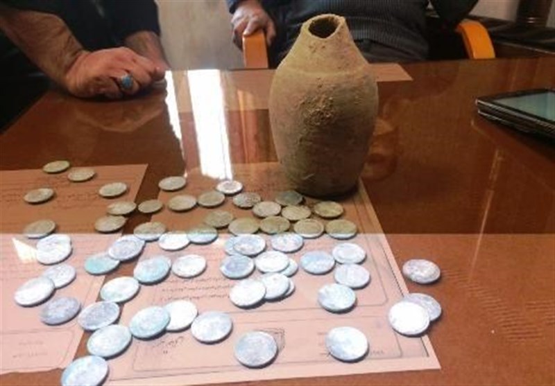 15 قطعه سکه تاریخی در روانسر کشف شد