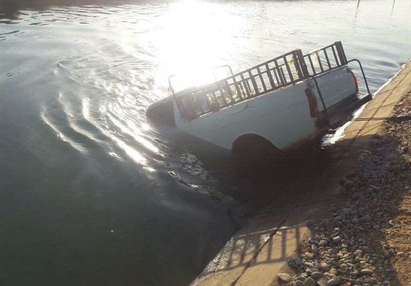 سقوط وانت در کانال آب در دزفول جان دو نفر را گرفت