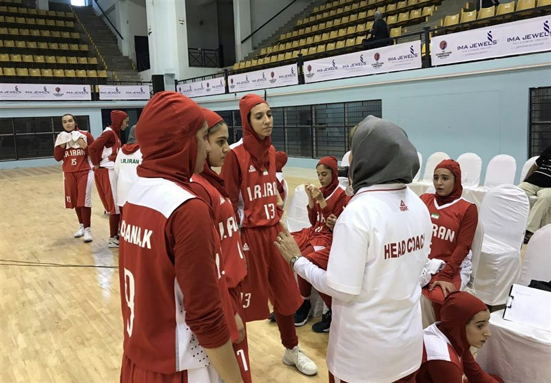 پیروزی دختران ایرانی در نخستین بازی